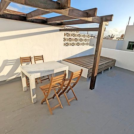Casa Vista Surf - Beautiful Apartment W/ Terrace & Balcony Corralejo Kültér fotó