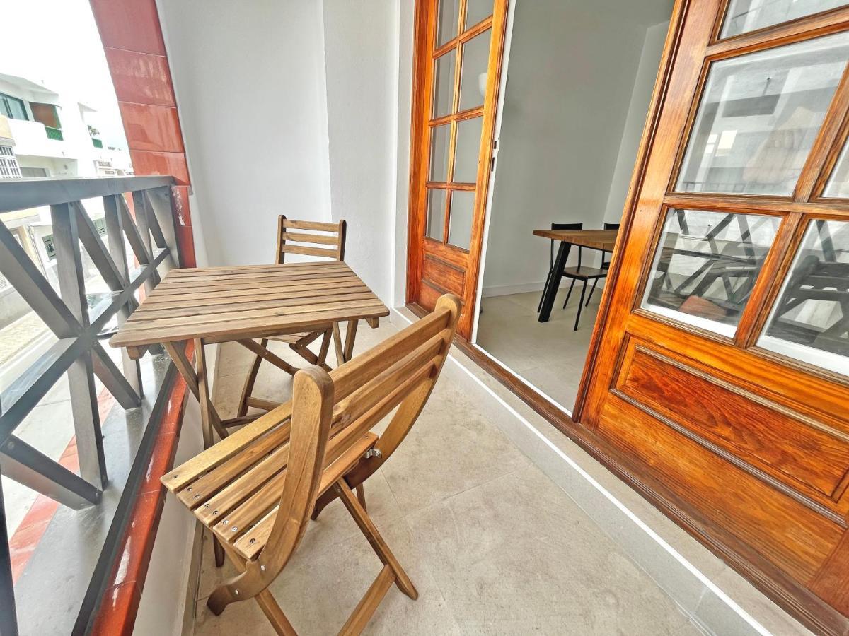 Casa Vista Surf - Beautiful Apartment W/ Terrace & Balcony Corralejo Kültér fotó